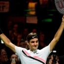 Federer trở thành tay vợt lớn tuổi nhất lên số một thế giới