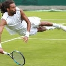 [VIDEO] Dustin Brown: 'Kẻ bụi đời' biến Wimbledon 2015 thành ác mộng với Nadal