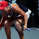Hạ bệ nhà vô địch, Ashleigh Barty lần đầu đăng quang WTA Finals